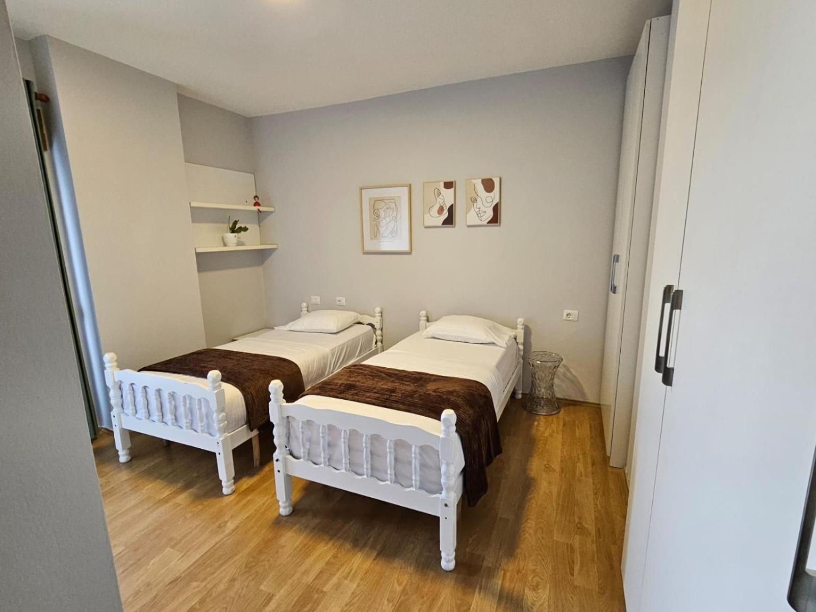 Apartament Sky Dwelling Tirana Zewnętrze zdjęcie